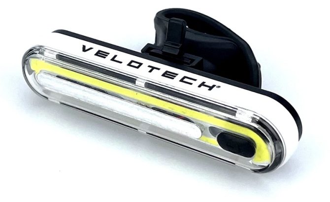 ELSŐ LÁMPA VELOTECH 50CHIPLED USB